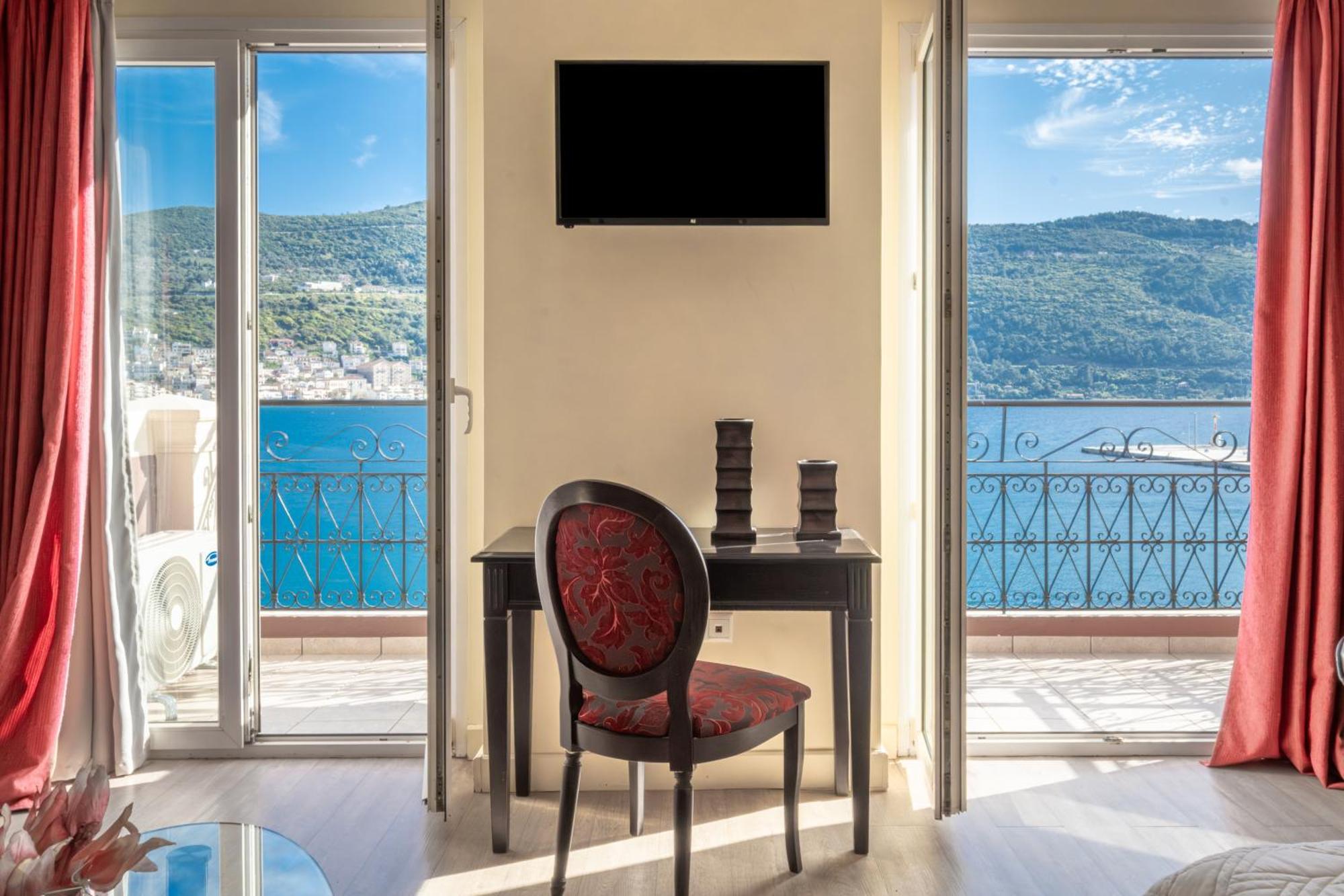 Samos Hotel Esterno foto
